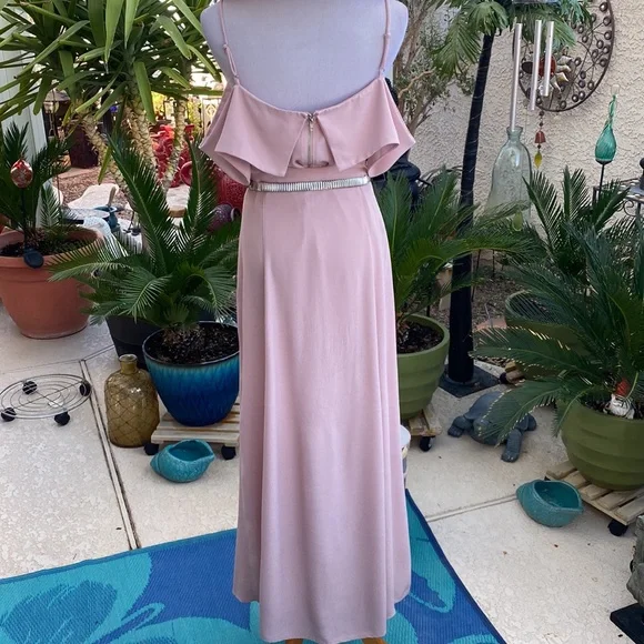 🌸🌸GORGEOUS 2 PIECE BLUSH TONE SKIRT-N-TOP OUTFIT🌸🌸 - Picture 5 of 9